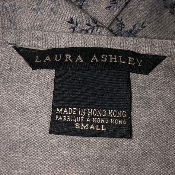 Laura Ashley CottageCore Boho Gray Floral Sweater / Cardigan Small - Picture 5 of 7